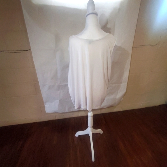 Tank - Picture 2 of 3